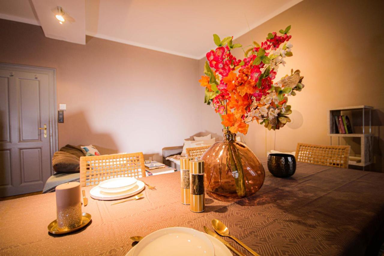 Charming Apartment: Only 10 Minutes To The Center Відень Екстер'єр фото