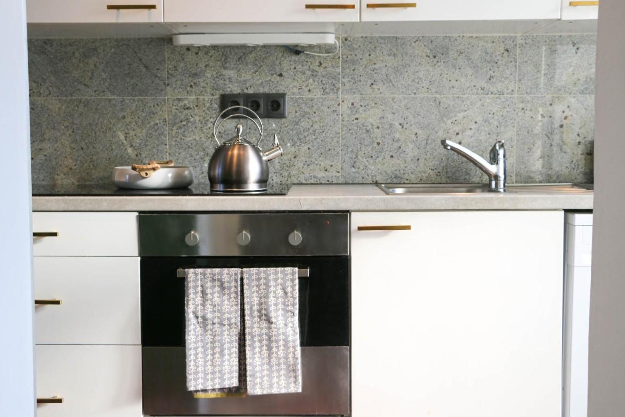 Charming Apartment: Only 10 Minutes To The Center Відень Екстер'єр фото
