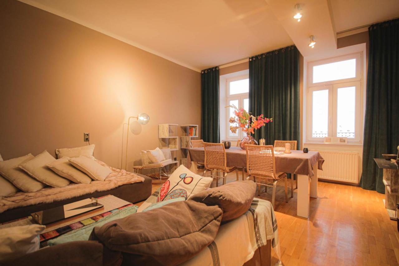 Charming Apartment: Only 10 Minutes To The Center Відень Екстер'єр фото